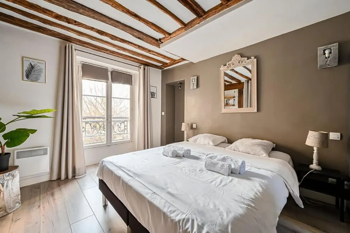 Grand 2 Pieces Typique Du Marais - Flat-Guest Apartment Paris