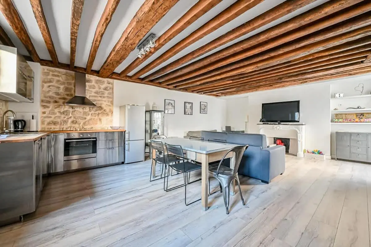Grand 2 Pieces Typique Du Marais - Flat-Guest Apartment Paris
